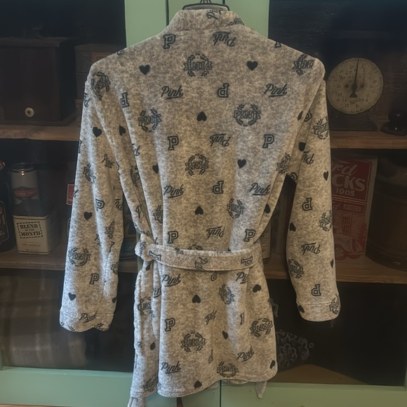 PINK short robe - Picture 3 of 4